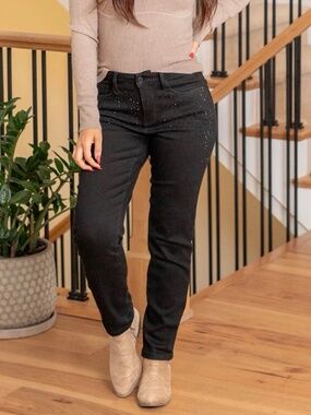 Judy Blue Rhinestone Embellished High Rise Slim Fit Woman’s size 7 , 28 NWT new